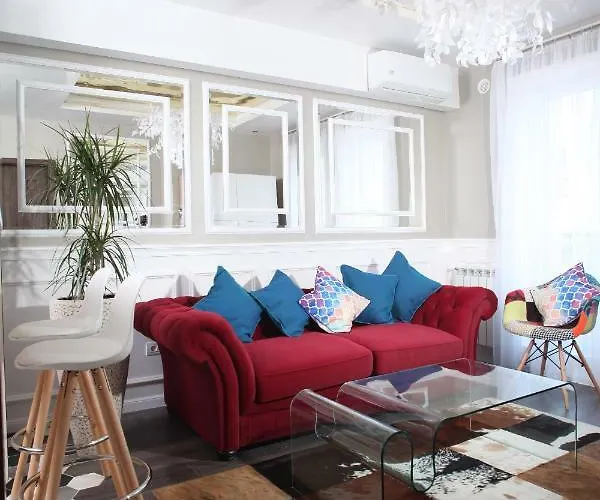 Casa Mia - Modern Luxury Бухарест